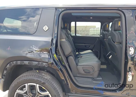 2025 Rivian R1S Adventure Dual Motor Large Pack/Adventure Dual Motor Max Pack из США, поврежденный, VIN 7PDSGBBA7SN074729